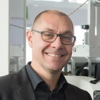 Dr. Peter Hostettler