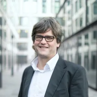 Dr. Jürg Fröhlich
